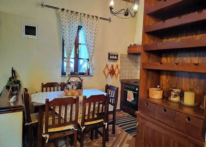 Gaea Mont Case de vacanță Agios Athanasios (Pella)